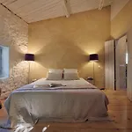 Les Sardines Aux Yeux Bleus D'hotes Frühstückspension