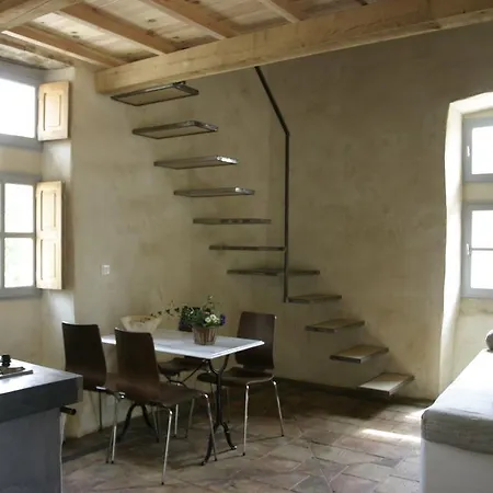 Bed & Breakfast Les Sardines Aux Yeux Bleus D'hotes Aigaliers
