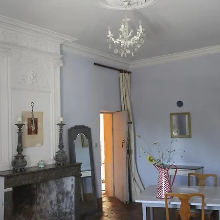Les Sardines Aux Yeux Bleus D'hotes Bed & Breakfast Aigaliers